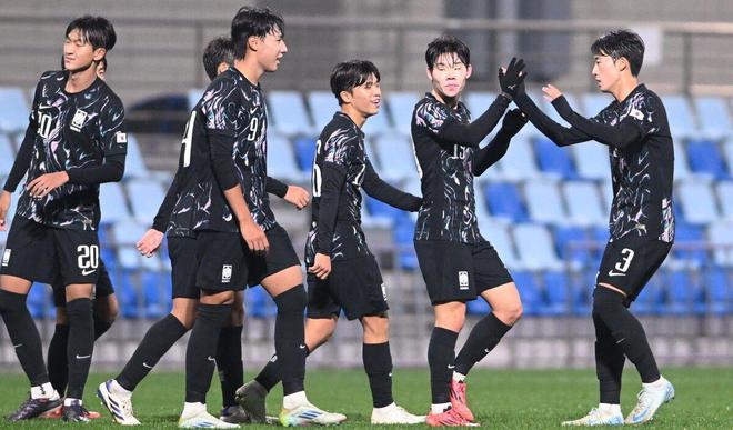 大开杀戒两战狂轰18球将和中国队争第一！k8凯发国际入口13-0！5-0！韩国队
