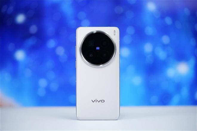PO占三荣耀与红魔各占一凯发k8vivo占五OP(图3)