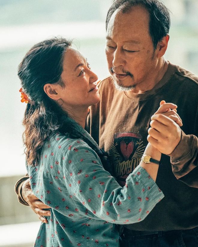 “当打之年”不拼位置就给别人了凯发国际K8惠英红：65岁正是(图12)