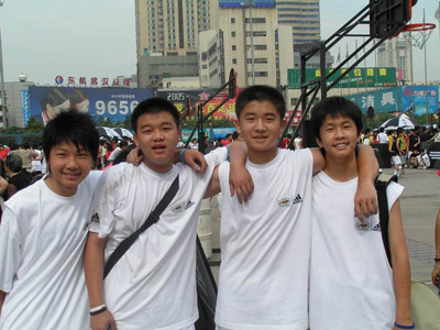 小记者专栏--街球挑战赛凯发K8国际版武汉赛区(图2)