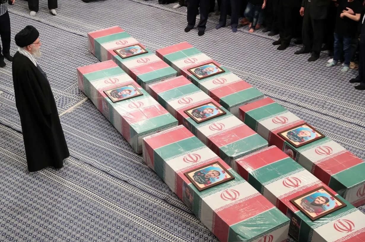 发声、航班停飞、伊以两国剑拔弩张…k8凯发国际登录一触即发？美俄德(图3)